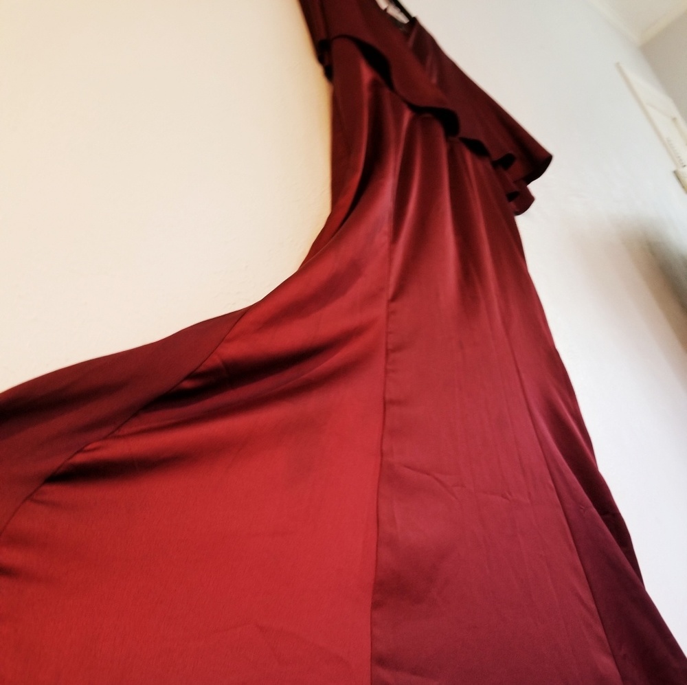 Leslie Fay Long Burgandy Dress